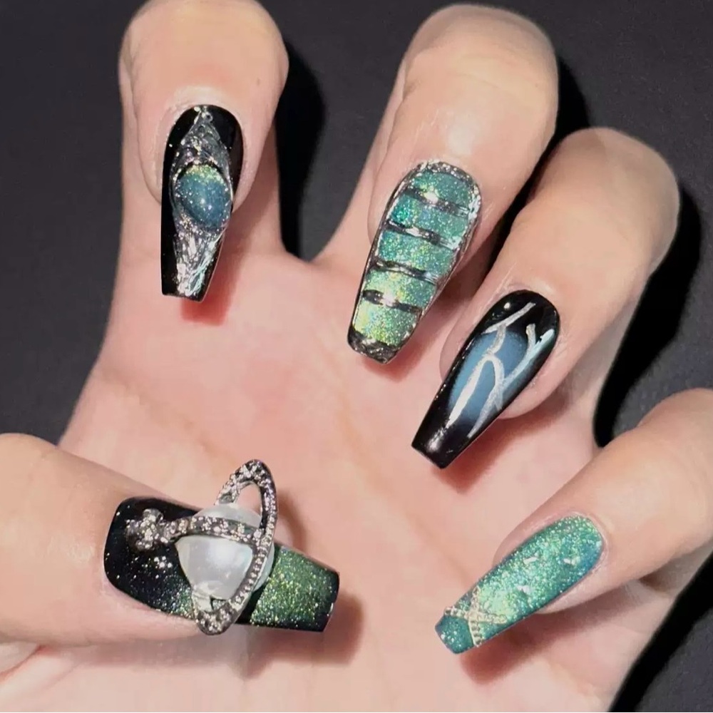 New,Hand made nail set,size M